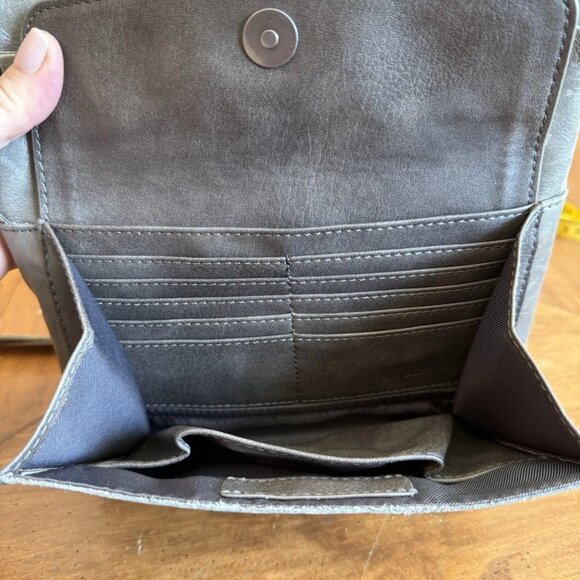 The Sak Leather Purse - Picture 6 of 16